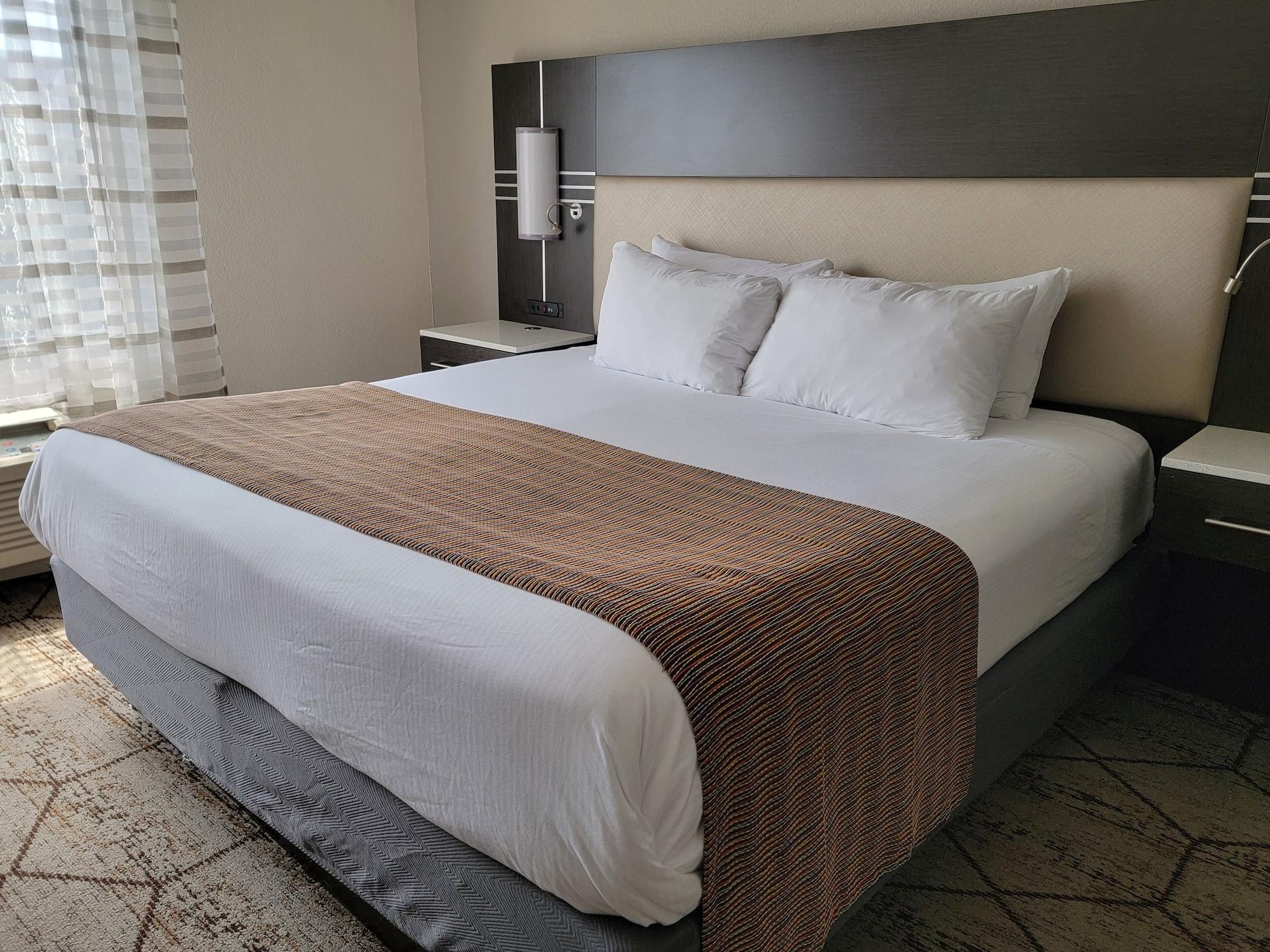 วินเกต บาย วินด์แฮม กรีนวิลล์ แอร์พอร์ต Hotel ภายนอก รูปภาพ